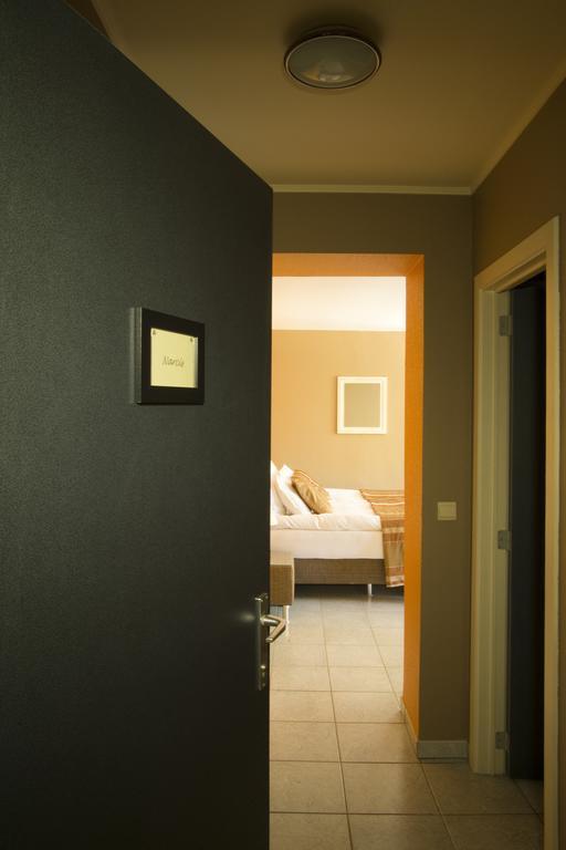 B&B Bloemenweelde Γκενκ Δωμάτιο φωτογραφία